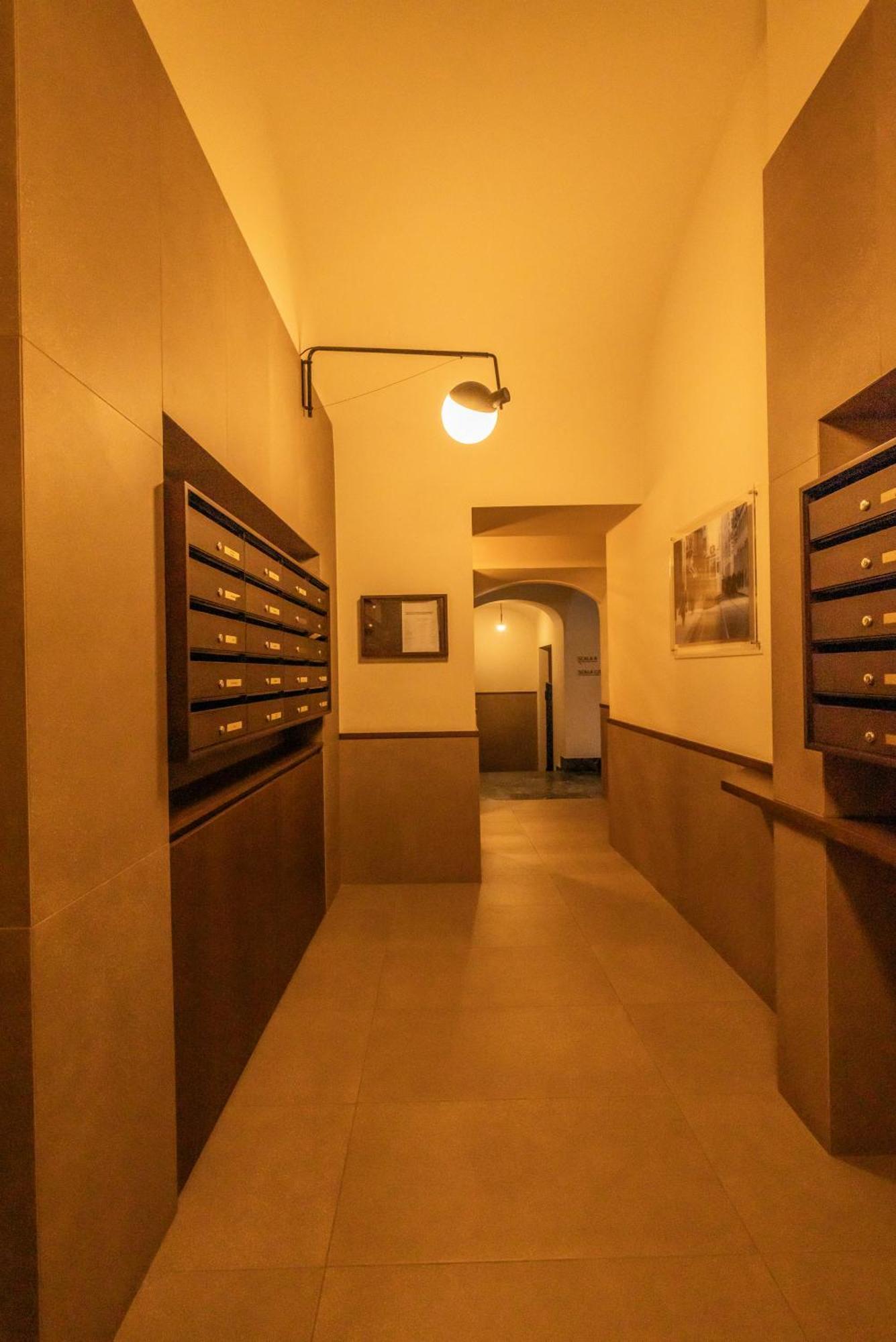 Lo Scrigno D'Oro Nel Centro Di Torinoアパートメント エクステリア 写真